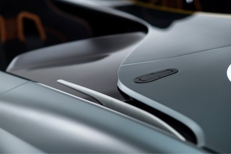 Video giới thiệu quá trình hình thành xe CC100 Speedster: